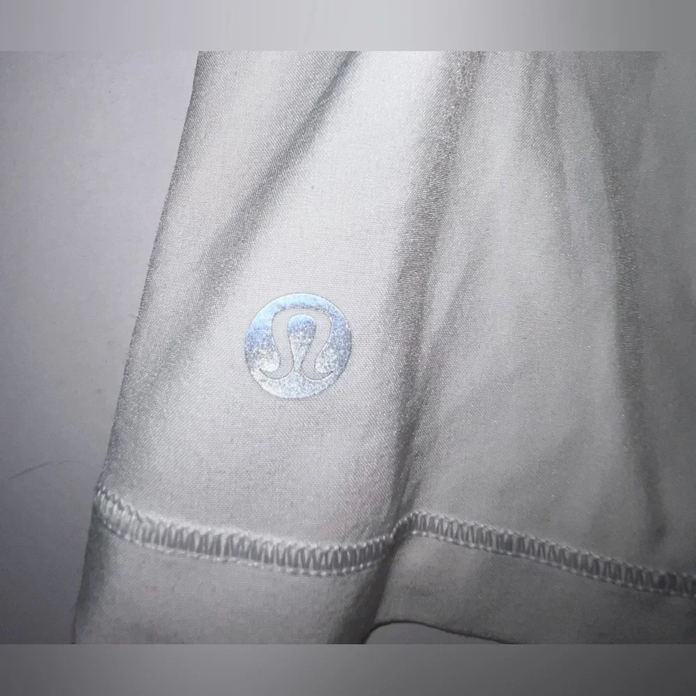Lululemon Circuit Breaker White Skort Tall (15”)